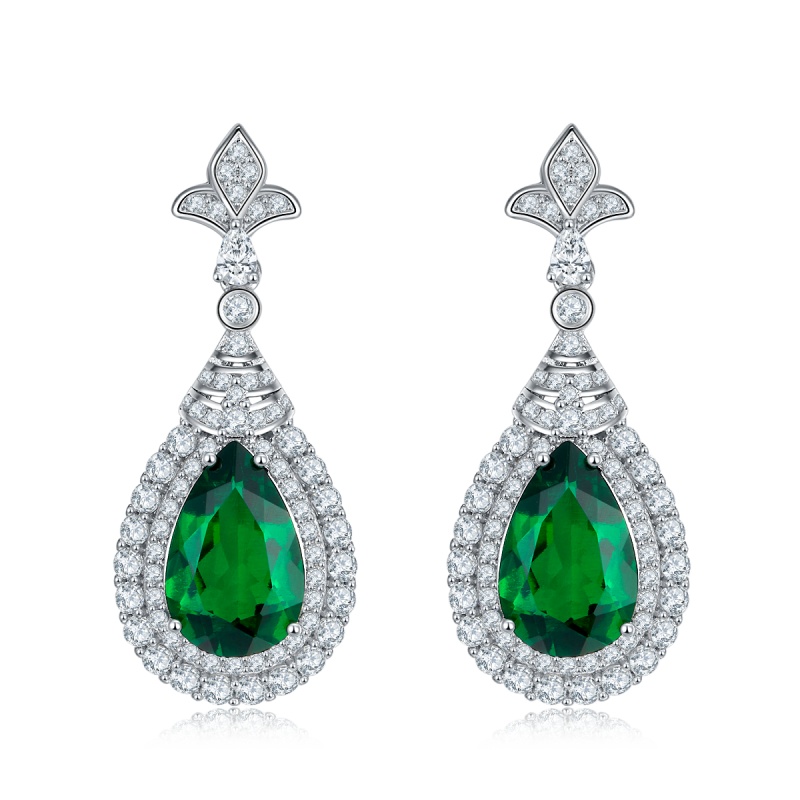 Emerald Earrings · 25